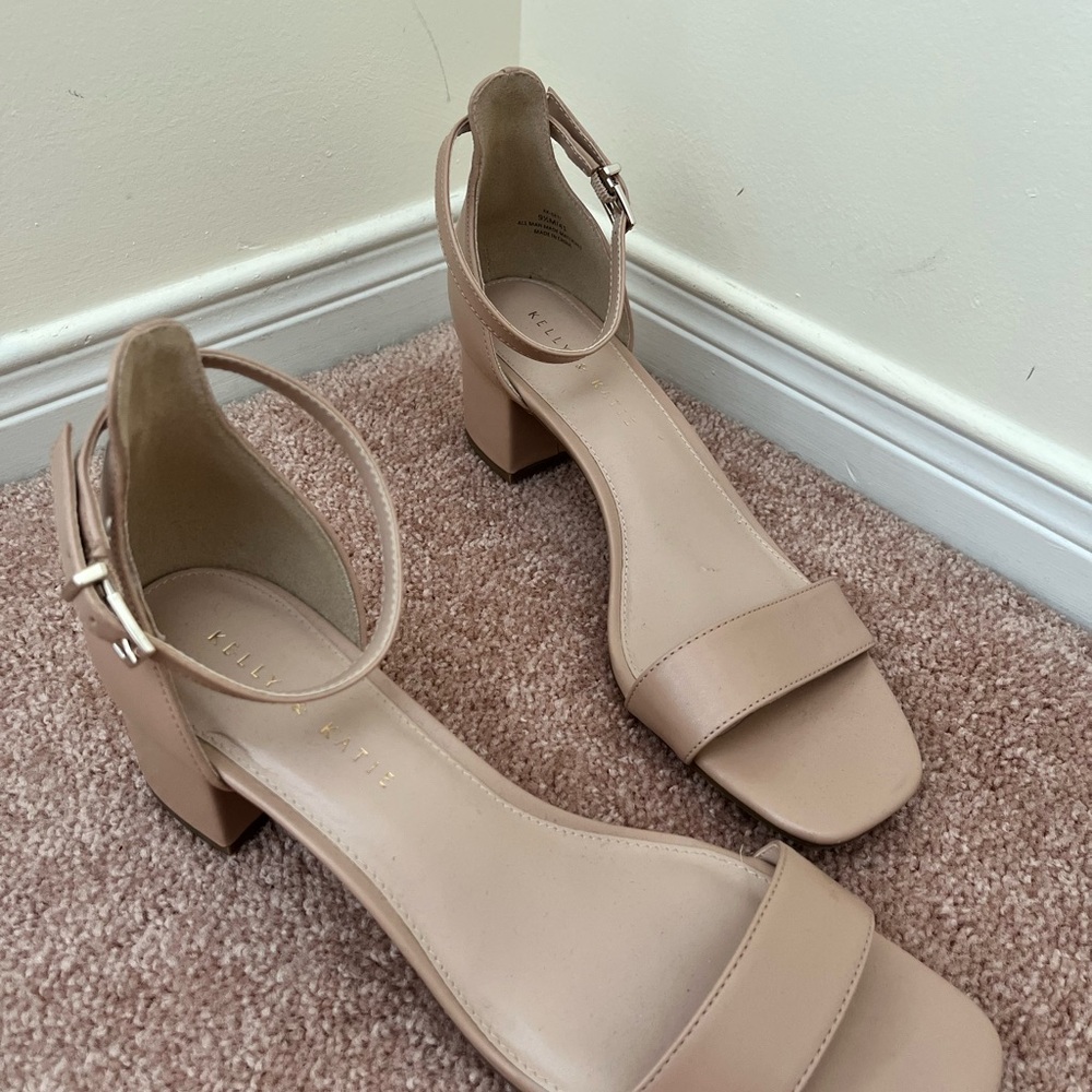 Kelly & Katie Nude Block Heel Sandals